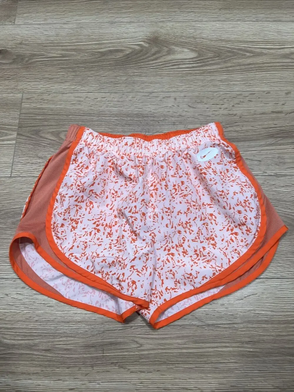 Nike Women’s Orange Dri-Fit Running Activewear Shorts 3” Size Small